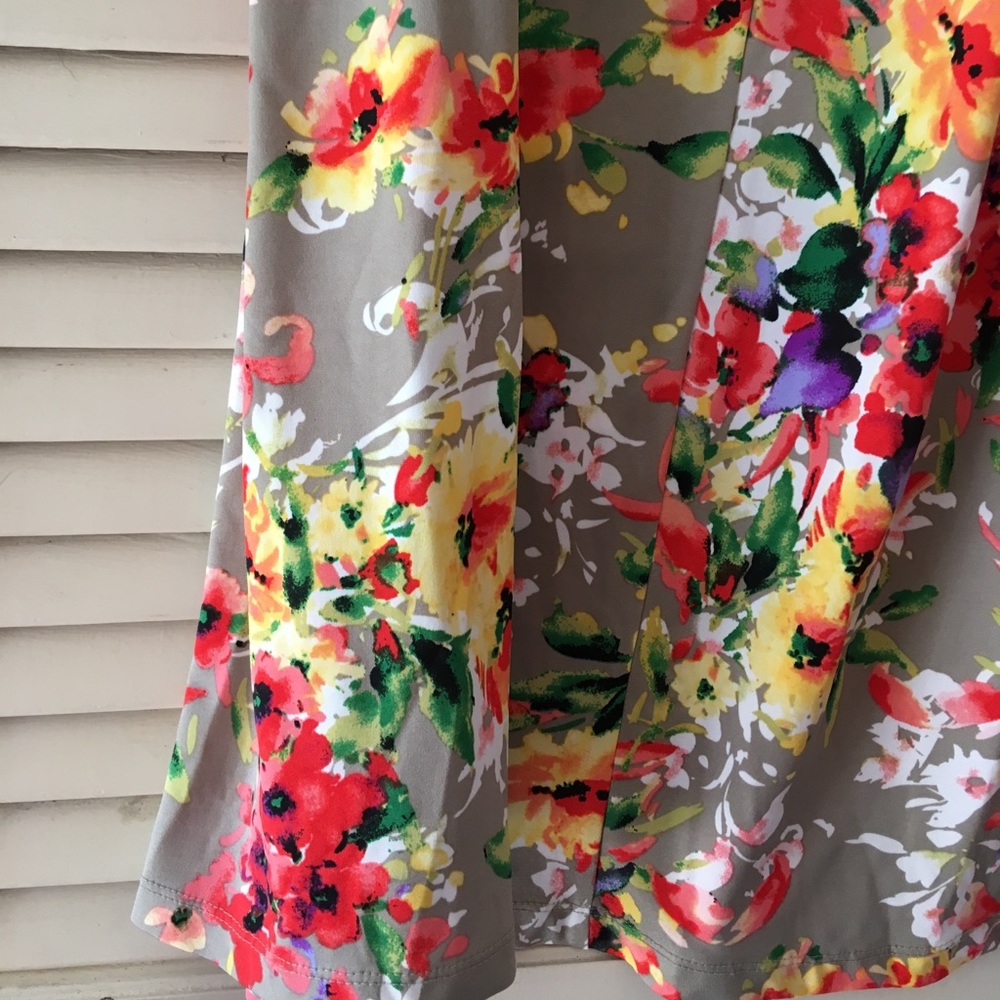 Taupe Floral Flowy Skirt